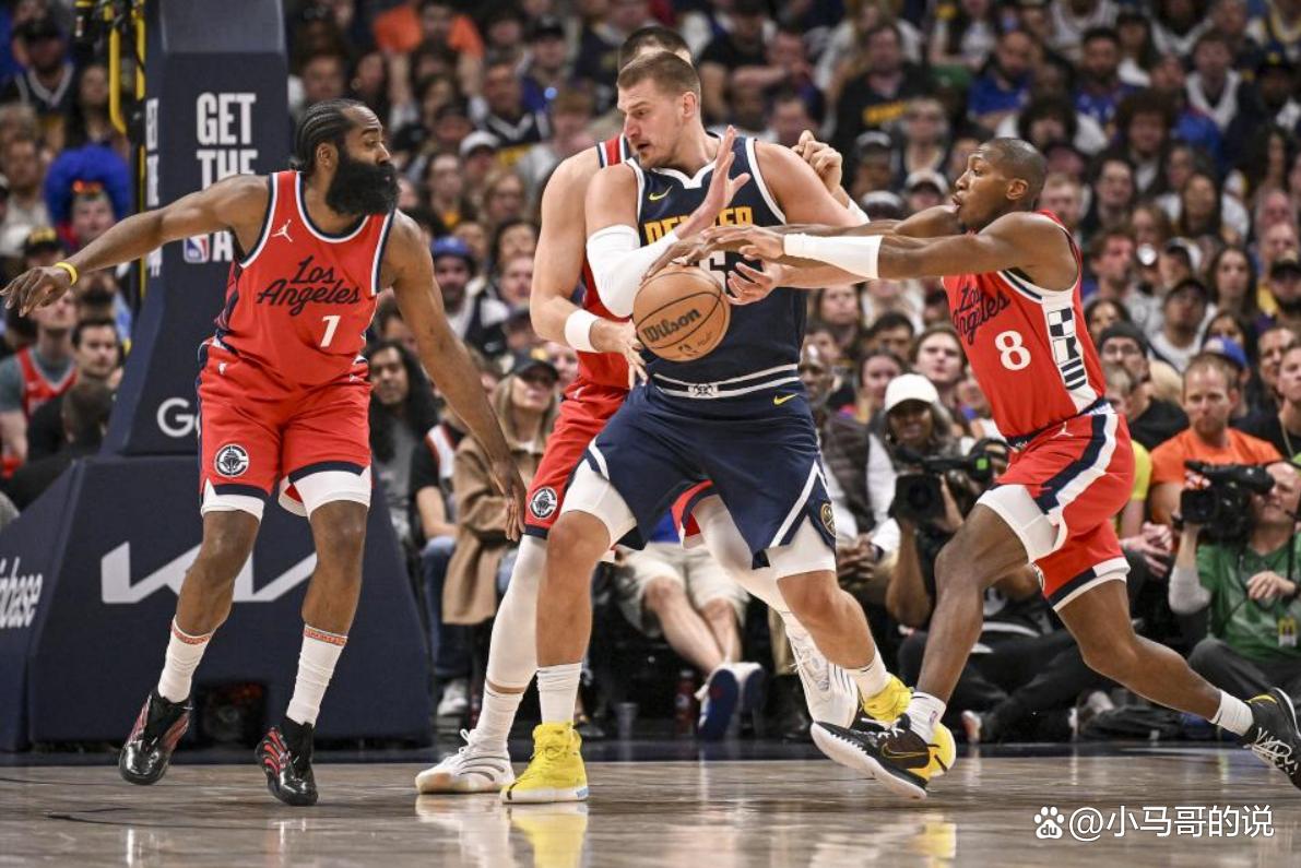 爱游戏APP-加时末段阿斯顿维拉调整名单以备NBA总决赛;手感冰凉环节打磨;引发热议;阵容厚度经受考验的简单介绍